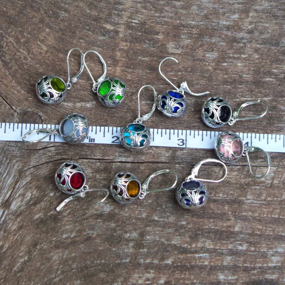 Recycled Early 1900's Olive Green Wine Bottle Vintage Lace Lever Back Earrings - Picture 3 of 3